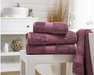 DEYONGS <BR>
Bliss 650 gram Pima Cotton Towel <BR>
Variety of colours <BR>