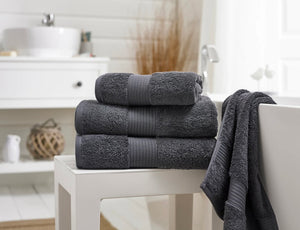 DEYONGS <BR>
Bliss 650 gram Pima Cotton Towel <BR>
Variety of colours <BR>