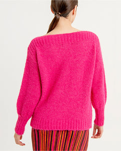 SURKANA <BR>
Knitted pullover with boat neckline <BR>
Fuchsia <BR>