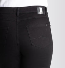 Load image into Gallery viewer, MAC &lt;BR&gt;
Melanie Straight leg Jean &lt;BR&gt;
Black &lt;BR&gt;
