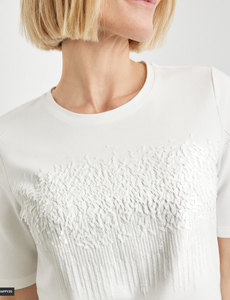 GERRY WEBER<BR>
Soft T-shirt with a Sequin Trim<BR>
Cream<BR>