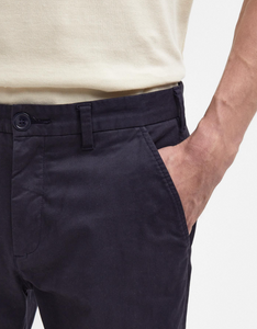 BARBOUR<BR>
Neuston Chino<BR>
Navy/Stone<BR>