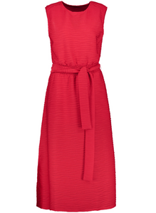 TAIFUN<BR>
Sleeveless Textured Dress<BR>
Red<BR>