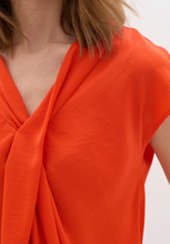 Load image into Gallery viewer, INWEAR&lt;BR&gt;
Jito Top&lt;BR&gt;
Tomato&lt;BR&gt;
