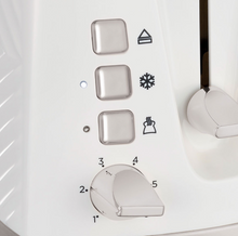 Load image into Gallery viewer, RUSSELL HOBBS&lt;BR&gt;
Groove 2 Slice Toaster&lt;BR&gt;
White&lt;BR&gt;
