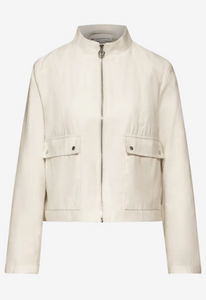 STREET ONE<BR>
Light Jacket<BR>
White<BR>