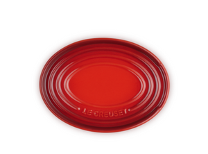 LE CREUSET<BR>
Stoneware Oval Spoon Rest<BR>
Cerise<BR>