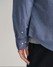 Load image into Gallery viewer, GANT&lt;BR&gt;
Slim Fit Oxford Shirt&lt;BR&gt;
423, 455&lt;BR&gt;
