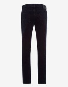 BRAX<BR>
Cadiz Straight Regular Jeans<BR>
Denim<BR>