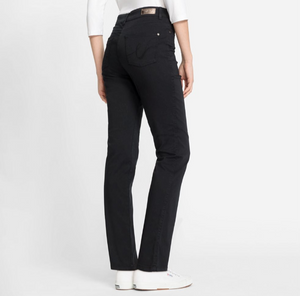 OLSEN<BR>
Mona Slim Jeans<BR>
Black, Navy<BR>