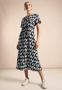 STREET ONE<BR>
Printed Midi Dress<BR>
Black<BR>