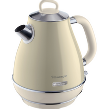 Load image into Gallery viewer, BLUESTEM GROUP&lt;BR&gt;
Ariete Vintage 1.7L Kettle&lt;BR&gt;
Cream&lt;BR&gt;
