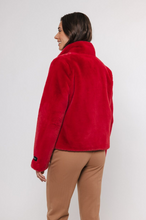 Load image into Gallery viewer, RINO &amp; PELLE&lt;BR&gt;
Vie Fun Fur Jacket&lt;BR&gt;
Berry&lt;BR&gt;
