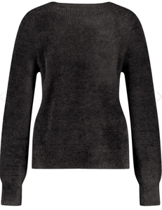 TAIFUN<BR>
Fluffy Jumper with a Jacquard Pattern<BR>
Black<BR>