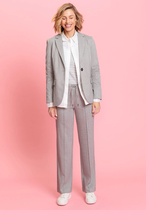 OLSEN<BR>
Anna Fit Wide Leg Herringbone Pants<BR>
Grey<BR>