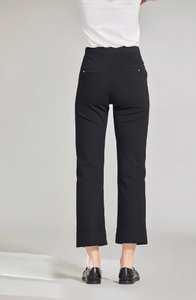 PERUZZI<BR>
Classic Turn Up Trousers<BR>
Navy<BR>