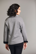 Load image into Gallery viewer, PERUZZI&lt;BR&gt;
Herringbone Zip Jacket&lt;BR&gt;
Black/Ecru&lt;BR&gt;
