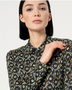 SURKANA<BR>
Printed Long Sleeve Fitted Shirt<BR>
Green<BR>