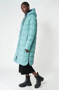 TANTA<BR>
Puddle Outer Coat<BR>
Artic, Plum<BR>