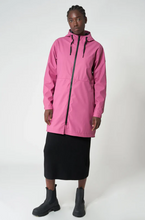 Load image into Gallery viewer, TANTA&lt;BR&gt;
Vand Outerwear&lt;BR&gt;
Khaki, Pink&lt;BR&gt;
