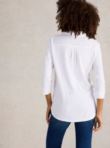 WHITE STUFF<BR>
Missy Shirt<BR>
Cream white<BR>