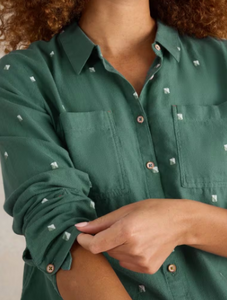 WHITE STUFF<BR>
Sophie Shirt<BR>
Green<BR>