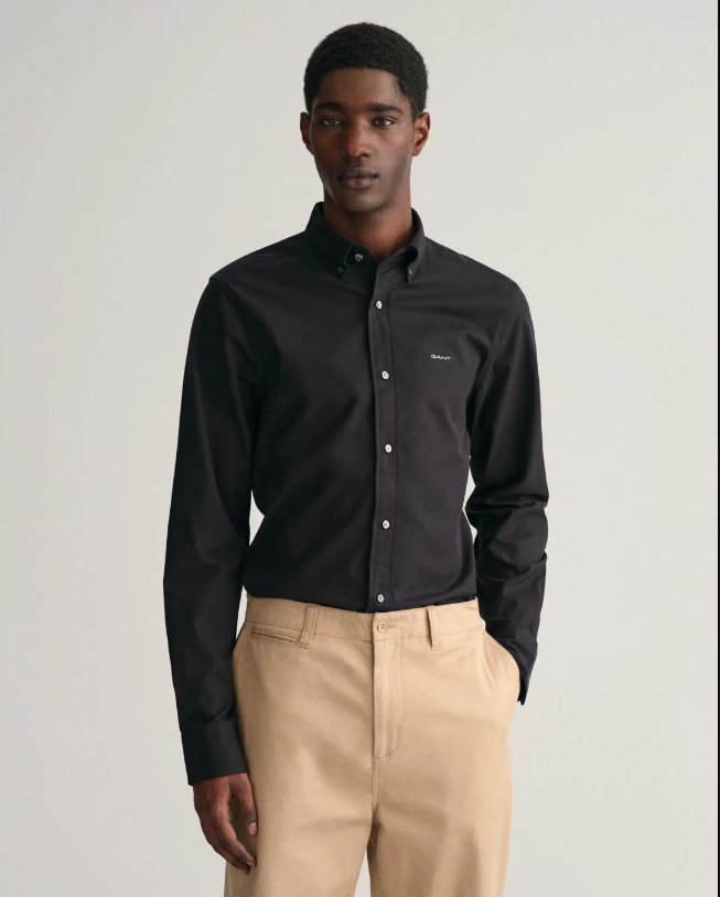 GANT<BR>
SlimFit PinPoint Oxford Shirt<BR>
Navy/black<BR>