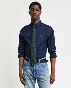 GANT<BR>
SlimFit PinPoint Oxford Shirt<BR>
Navy/black<BR>