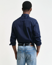 Load image into Gallery viewer, GANT&lt;BR&gt;
SlimFit PinPoint Oxford Shirt&lt;BR&gt;
Navy/black&lt;BR&gt;
