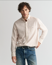 Load image into Gallery viewer, GANT&lt;BR&gt;
Regular Tattersall Shirt Twill&lt;BR&gt;
