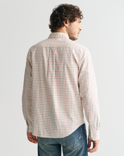 Load image into Gallery viewer, GANT&lt;BR&gt;
Regular Tattersall Shirt Twill&lt;BR&gt;
