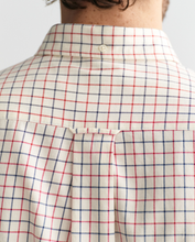 Load image into Gallery viewer, GANT&lt;BR&gt;
Regular Tattersall Shirt Twill&lt;BR&gt;
