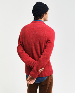 GANT<BR>
Nepps Wool Crew Neck Knit Jumper<BR>
Red, Navy<BR>