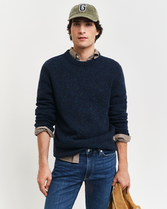 GANT<BR>
Nepps Wool Crew Neck Knit Jumper<BR>
Red, Navy<BR>