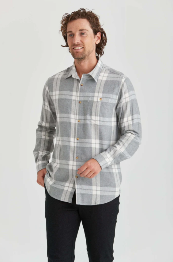 ERLA OF SWEDEN<BR>
Flannel Shirt<BR>
Grey, Green<BR>