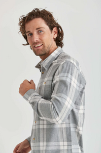 ERLA OF SWEDEN<BR>
Flannel Shirt<BR>
Grey, Green<BR>