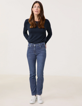 Load image into Gallery viewer, GERRY WEBER&lt;BR&gt;
Alisa Jeans&lt;BR&gt;
Gen&lt;BR&gt;
