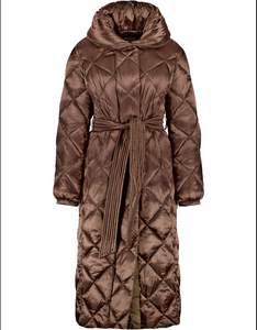 GERRY WEBER<BR>
Long Quilted Outer Coat<BR>
Bronze<BR>