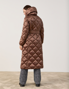 GERRY WEBER<BR>
Long Quilted Outer Coat<BR>
Bronze<BR>