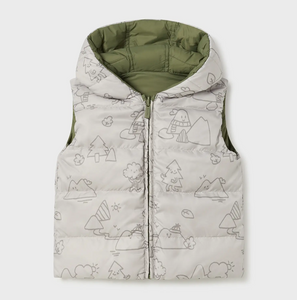 MAYORAL<BR>
Boys Reversible Gilet<BR>
Forest<BR>