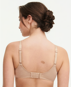 CHANTELLE<BR>
Manifique Covering Molded Bra<BR>
Skin<BR>