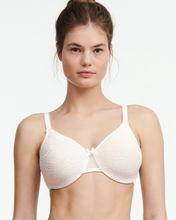 Load image into Gallery viewer, CHANTELLE &lt;BR&gt;
Seamless Molded Underwire Bra &lt;BR&gt;
Skin &lt;BR&gt;
