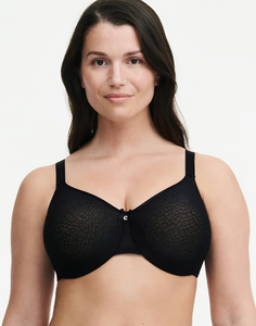 CHANTELLE <BR>
Seamless Molded Underwire Bra <BR>
Skin <BR>