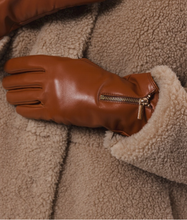 Load image into Gallery viewer, RINO AND PELLE&lt;BR&gt;
Bai Leather Gloves&lt;BR&gt;
