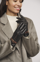 Load image into Gallery viewer, RINO AND PELLE&lt;BR&gt;
Eda Leather Gloves&lt;BR&gt;
Black&lt;BR&gt;
