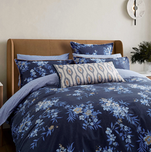 Load image into Gallery viewer, BEDDING OF BELFAST&lt;BR&gt;
Nahla Bedlinen&lt;BR&gt;
Navy&lt;BR&gt;
