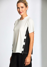 Load image into Gallery viewer, PERUZZI&lt;BR&gt;
Zip Trim Top&lt;BR&gt;
Black/White&lt;BR&gt;
