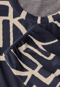 STREET ONE<BR>
Cosy Print Shirt<BR>
Navy<BR>