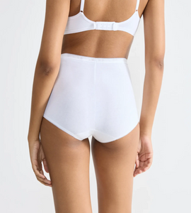 TRIUMPH<BR>
Sloggi Max Knickers Basic+<BR>
White, Skin<BR>