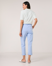 Load image into Gallery viewer, GERRY WEBER&lt;BR&gt;
7/8 Length Kessy Trousers&lt;BR&gt;
Blue, White&lt;BR&gt;
